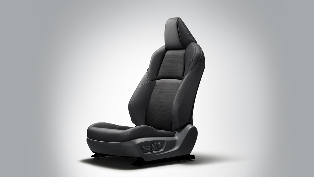 Image du siège conducteur à réglage électrique en dix sens revêtus de cuir noir StarTex®.