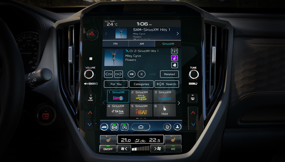 Écran 11,6 po du système d’infodivertissement des Forester Tourisme et Sport 2026.