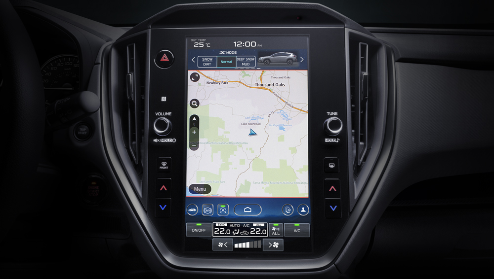 Photo du système d’infodivertissement à écran de 11,6 po avec navigation.